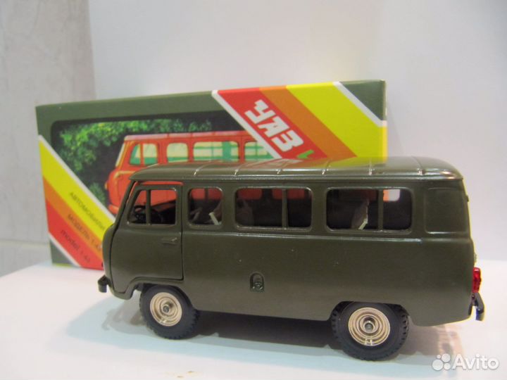 УАЗ 452 А41. Буханка. Цвет хаки