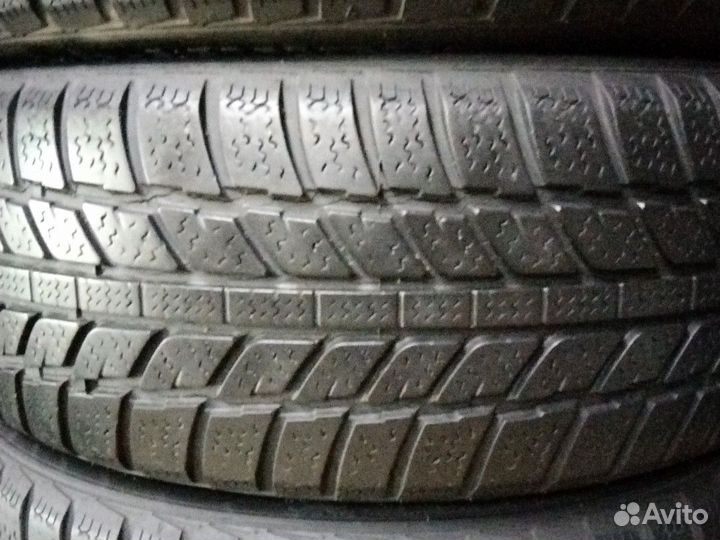 Winter Tact UG 4 205/60 R16