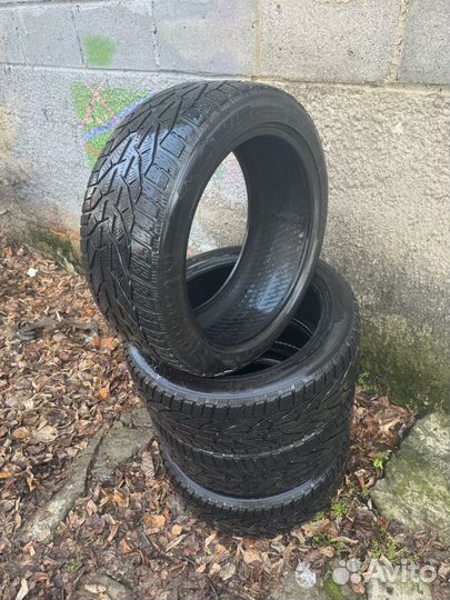 Tigar Winter 225/45 R17 26H