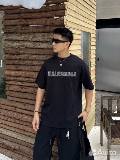 Футболка Balenciaga
