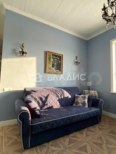 Дом 240 м² на участке 8 сот.