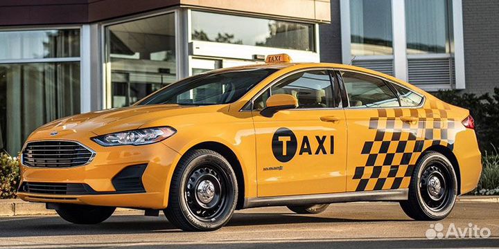 Водитель Яндекс Такси