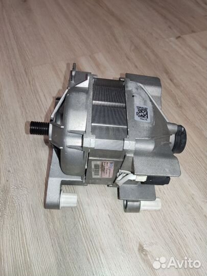Двигататель стиральной машины