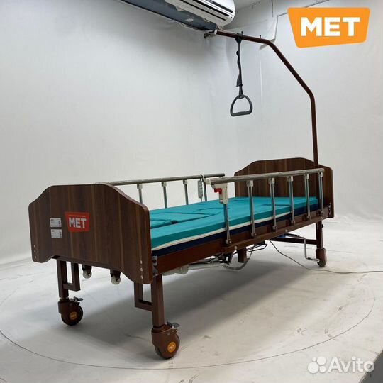 MET Emet Медицинская кровать с туалетом