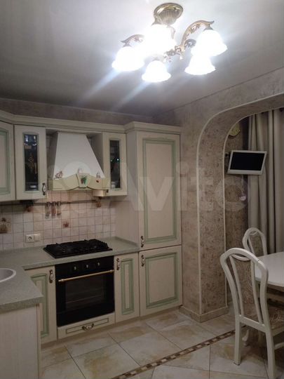 2-к. квартира, 51 м², 5/5 эт.