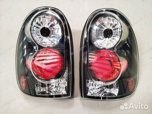 Фонари Chrysler Voyager 3 96-01 черные