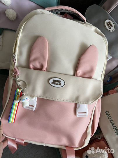 Новые школьные рюкзаки