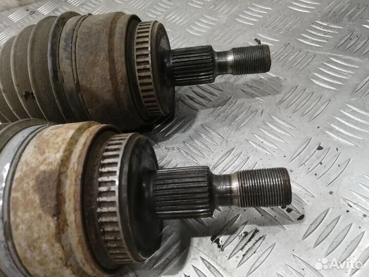 Привод задний Mercedes Benz ML W163