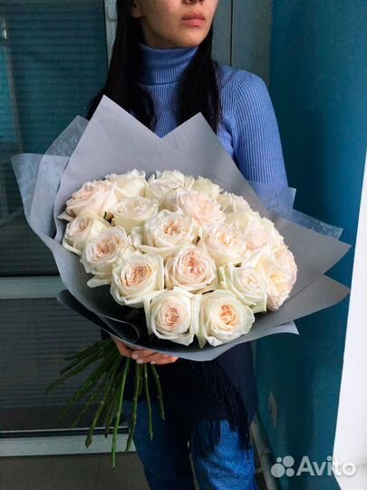 Букеты из пионовидных роз