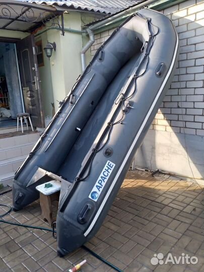 Надувная лодка