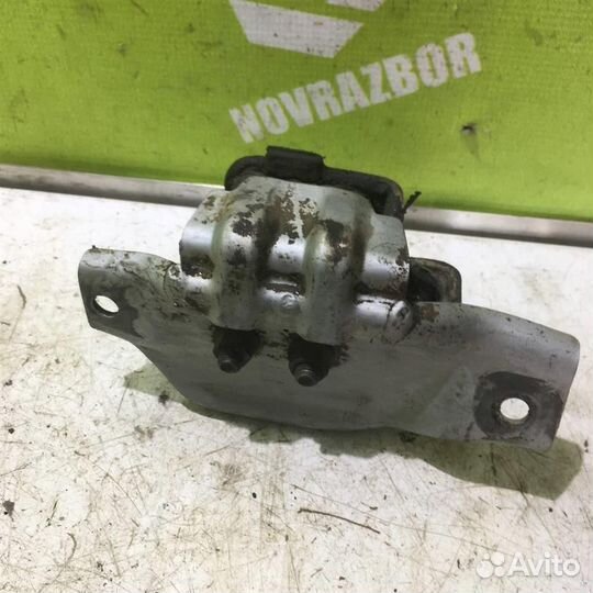 Опора двигателя Субару Форестер 10