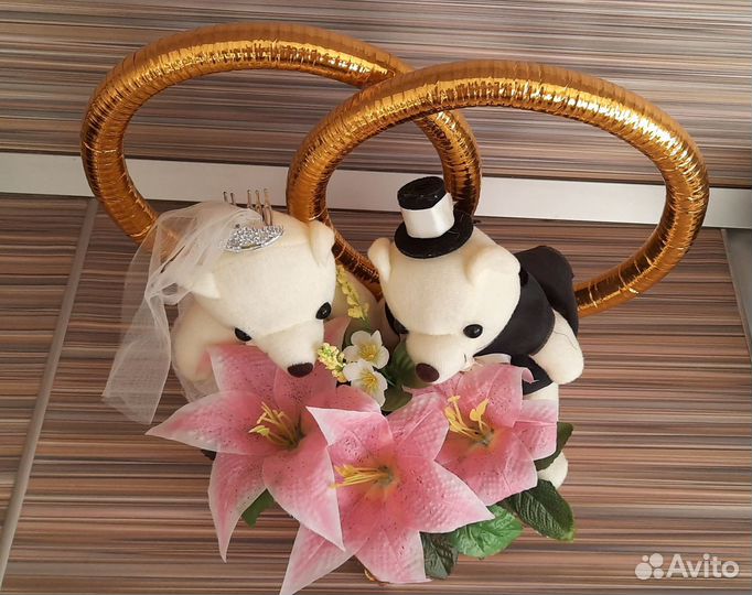 Свадебные украшения на машину