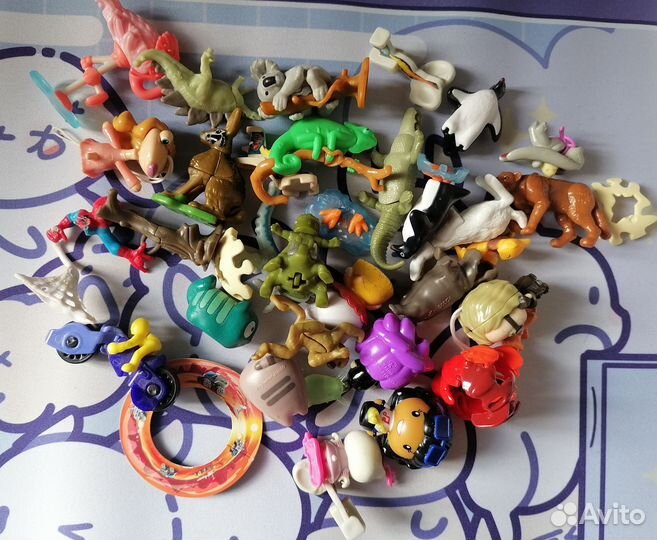 Мелкие игрушки киндеры пакетом