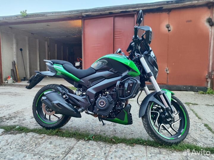 Bajaj Dominar 400