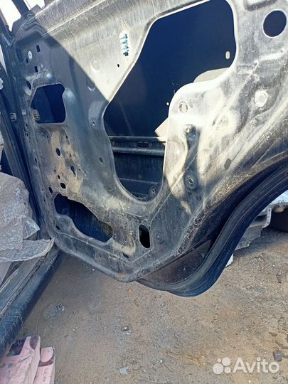 Дверь задняя правая Nissan Almera Classic 06-13