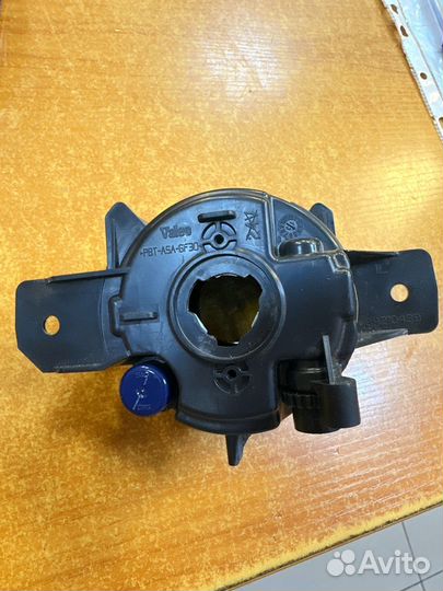 Противотуманная фара левая nissan