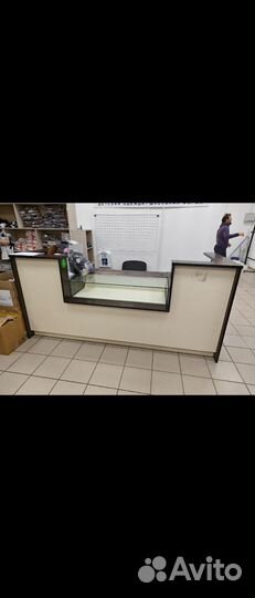 Стол продавца,рецепшн