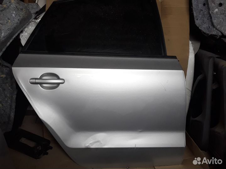 Дверь volkswagen polo седан правая задняя