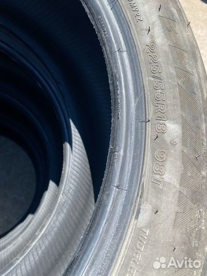 Bridgestone Blizzak DM-V2 225/55 R18