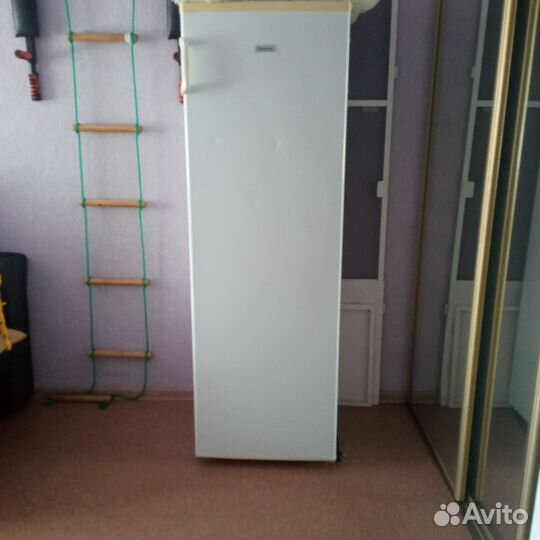 Морозильная камера Hisense