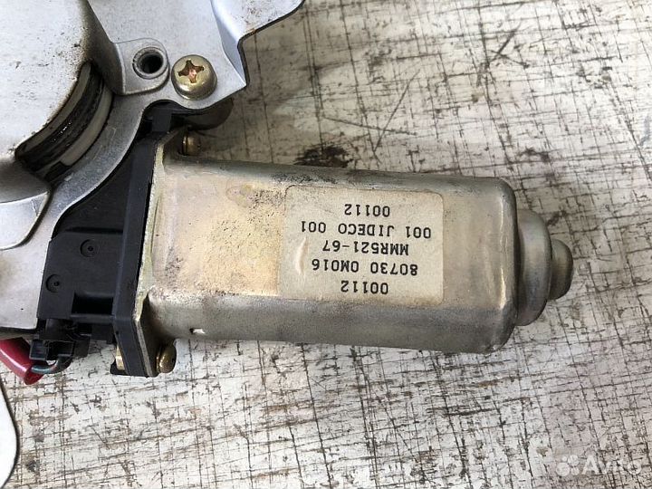 Стеклоподъемник передний Nissan Almera N15