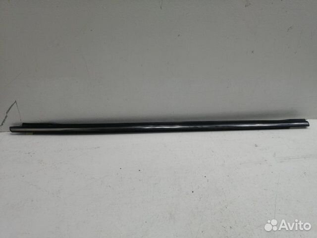 Уплотнитель стекла (хром) задний правый Hyundai