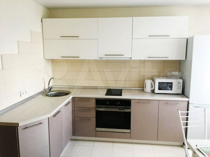 1-к. квартира, 50 м², 9/12 эт.