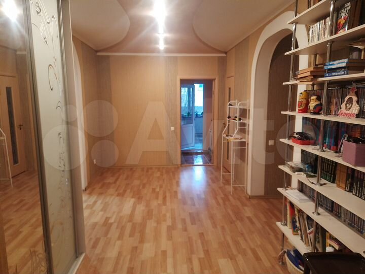 Коттедж 231 м² на участке 11 сот.