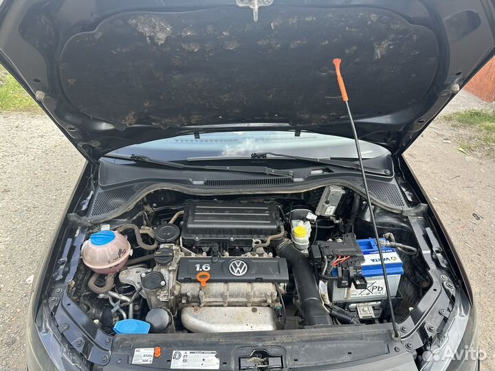 Volkswagen Polo 1.6 МТ, 2011, 100 000 км