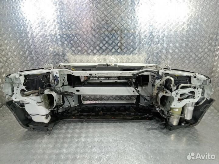 Ноускат в сборе к Volvo C30 2006-2009