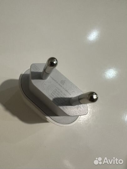 Сетевое зарядное устройство Apple USB-C 20 Вт