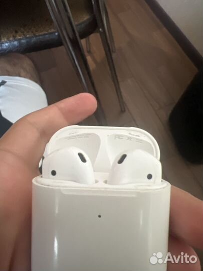 Airpods 2 (2019)