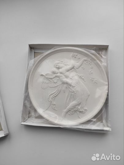 Сувенир из Петродворца. Афродита