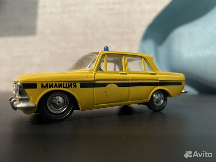 Модель автомобиля Москвич 412 а8 гаи