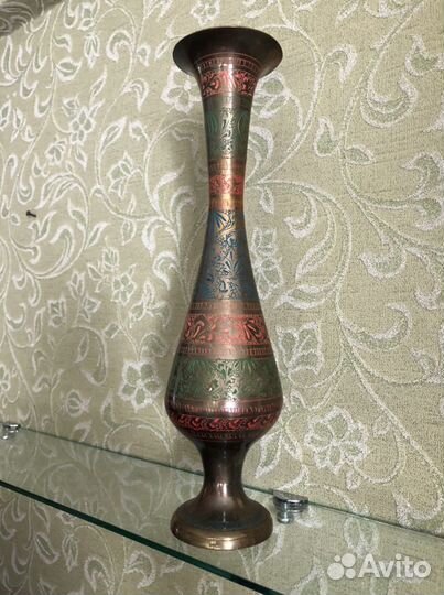 Вазы металлические Индия