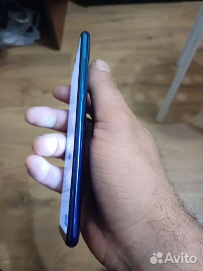 HUAWEI P Smart (2019), 3/64 ГБ