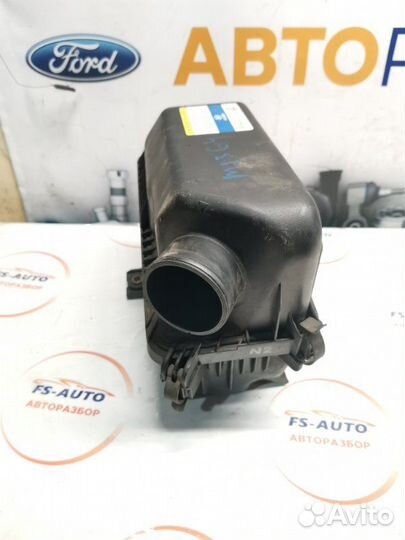 Корпус воздушного фильтра Hyundai Getz 1.4 G4EE