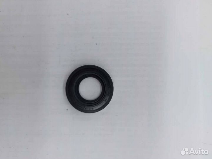 Сальник генератора на мотоцикл Урал 12В (1,2-22х40