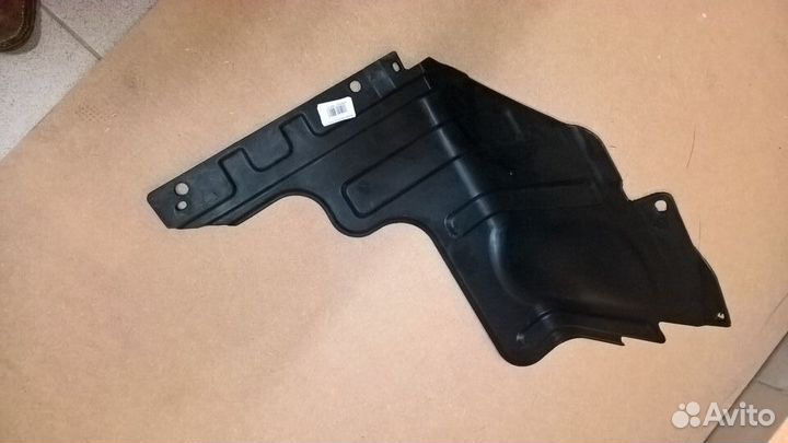 Пыльник двигателя правый Aveo Nexia 3 Ravon Авео