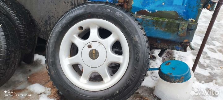 Kumho I'Zen Wis KW19 205/65 R15