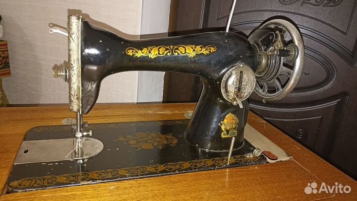 Швейная машинка бу ножная, СССР коллекция раритет