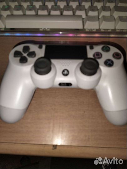 Sony PS4 геймпад