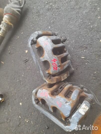 Суппорт передний Peugeot 407 6E XFV 2.9 2007