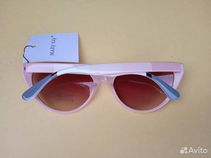 Солнцезащитные очки женские