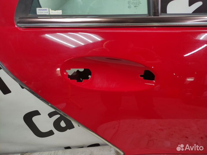 Задняя правая дверь Мерседес С203