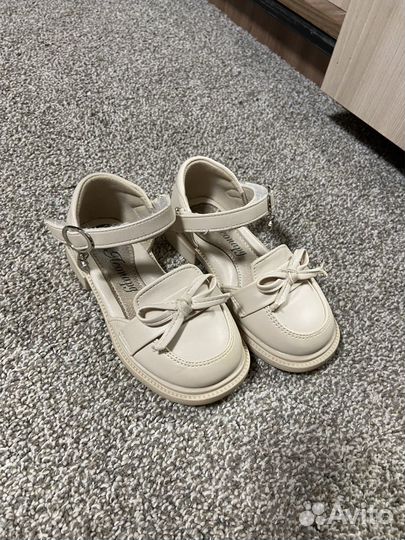 Туфли для девочки