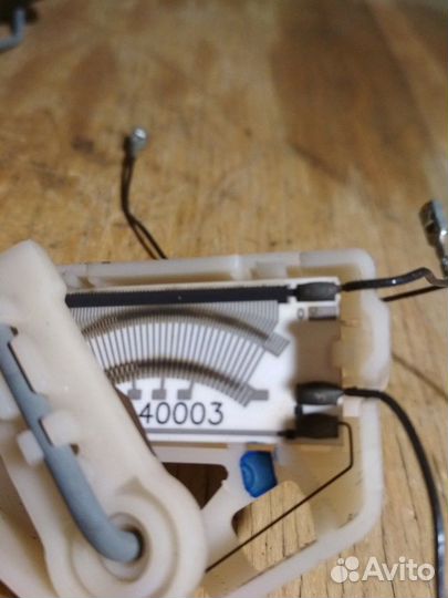 Датчик уровня топлива Peugeot 206