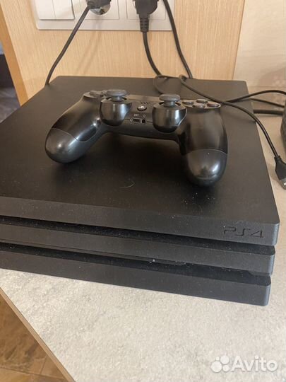 Sony playstation 4 PS4 pro 1tb с играми