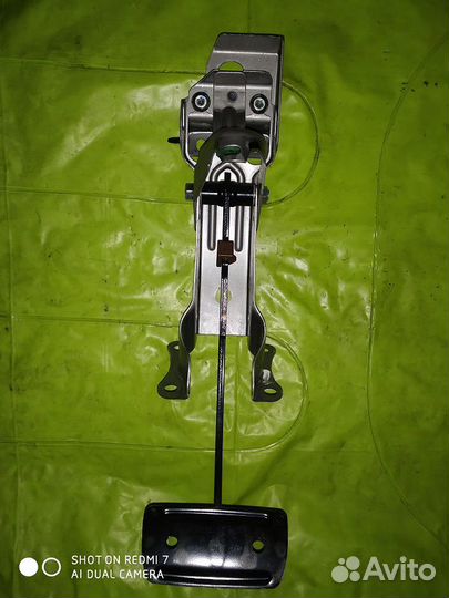 Педаль тормоза на Subaru Impreza GH3 GH7 2007-2012