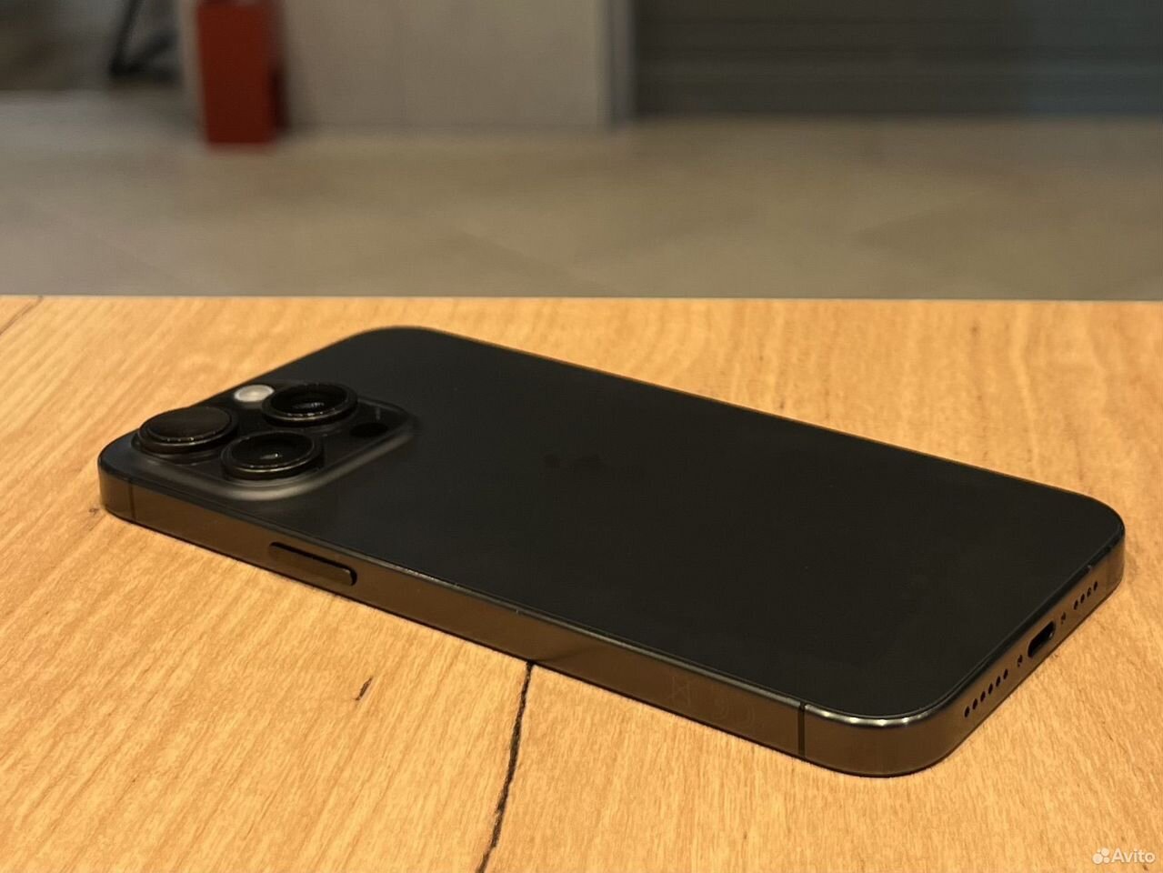 iPhone 15 Pro, 256 ГБ